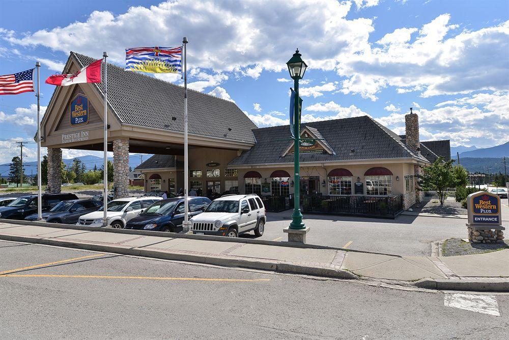 Prestige Radium Hot Springs Resort, Worldhotels Crafted Eksteriør billede