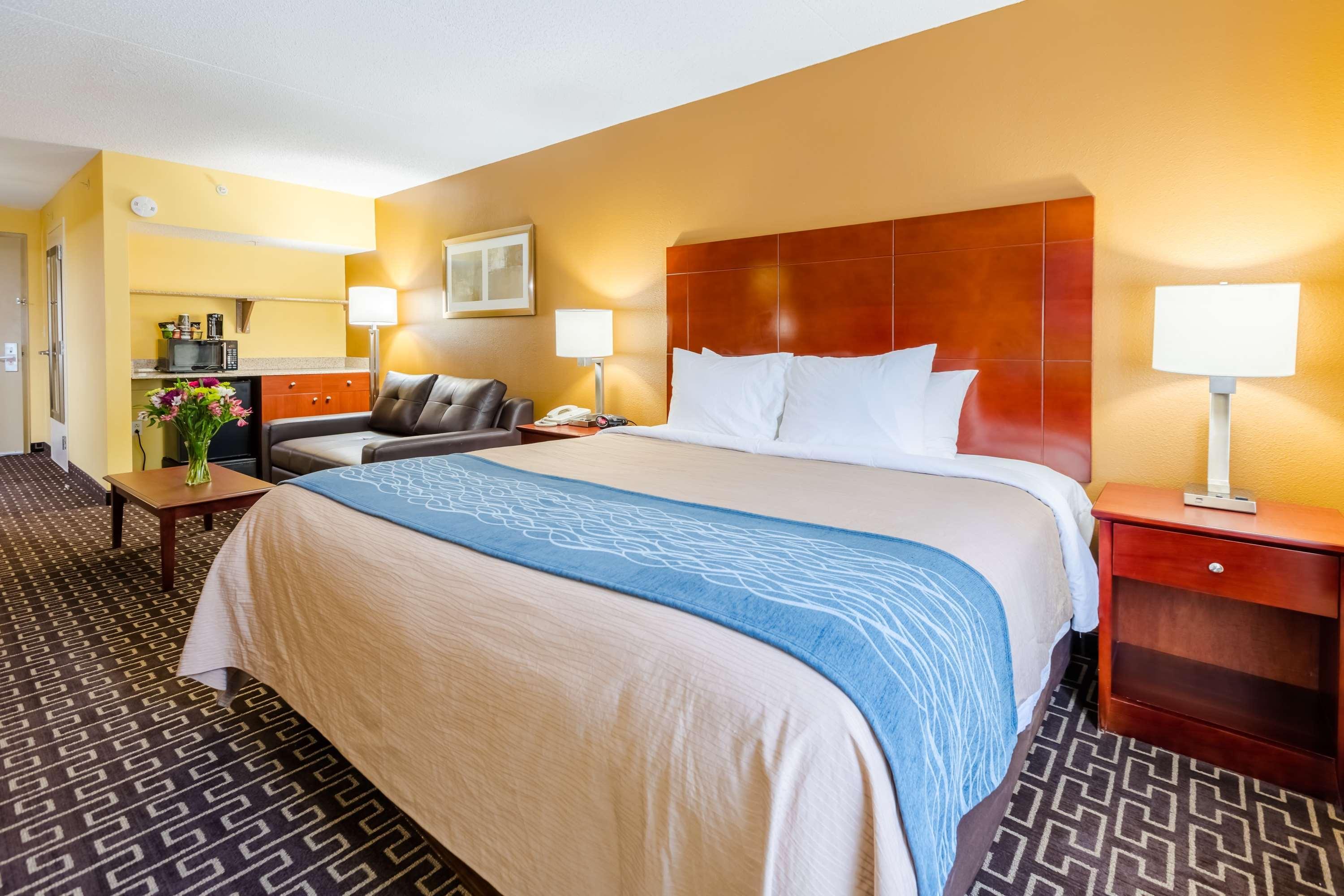 Prestige Radium Hot Springs Resort, Worldhotels Crafted Eksteriør billede