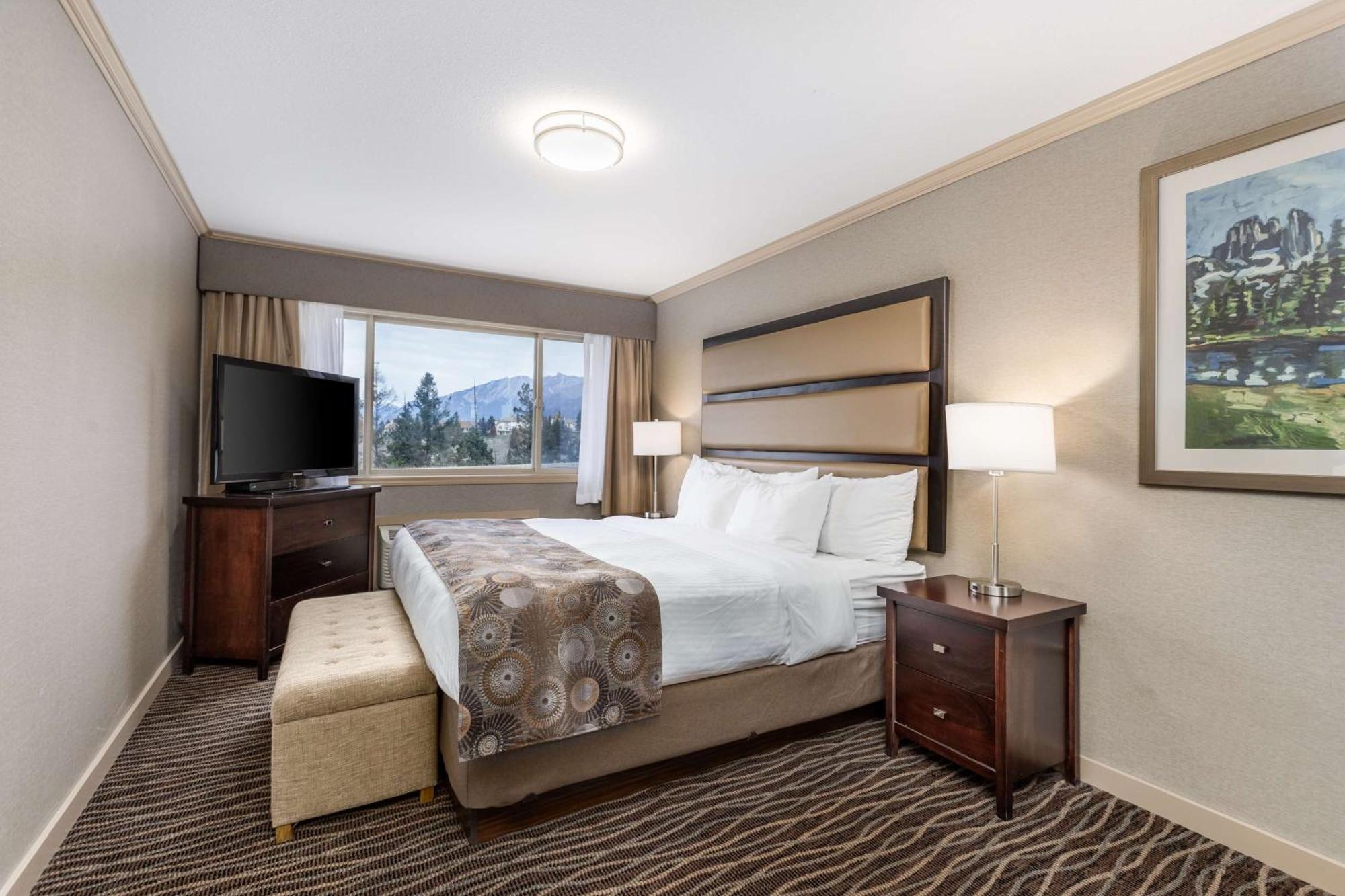 Prestige Radium Hot Springs Resort, Worldhotels Crafted Eksteriør billede
