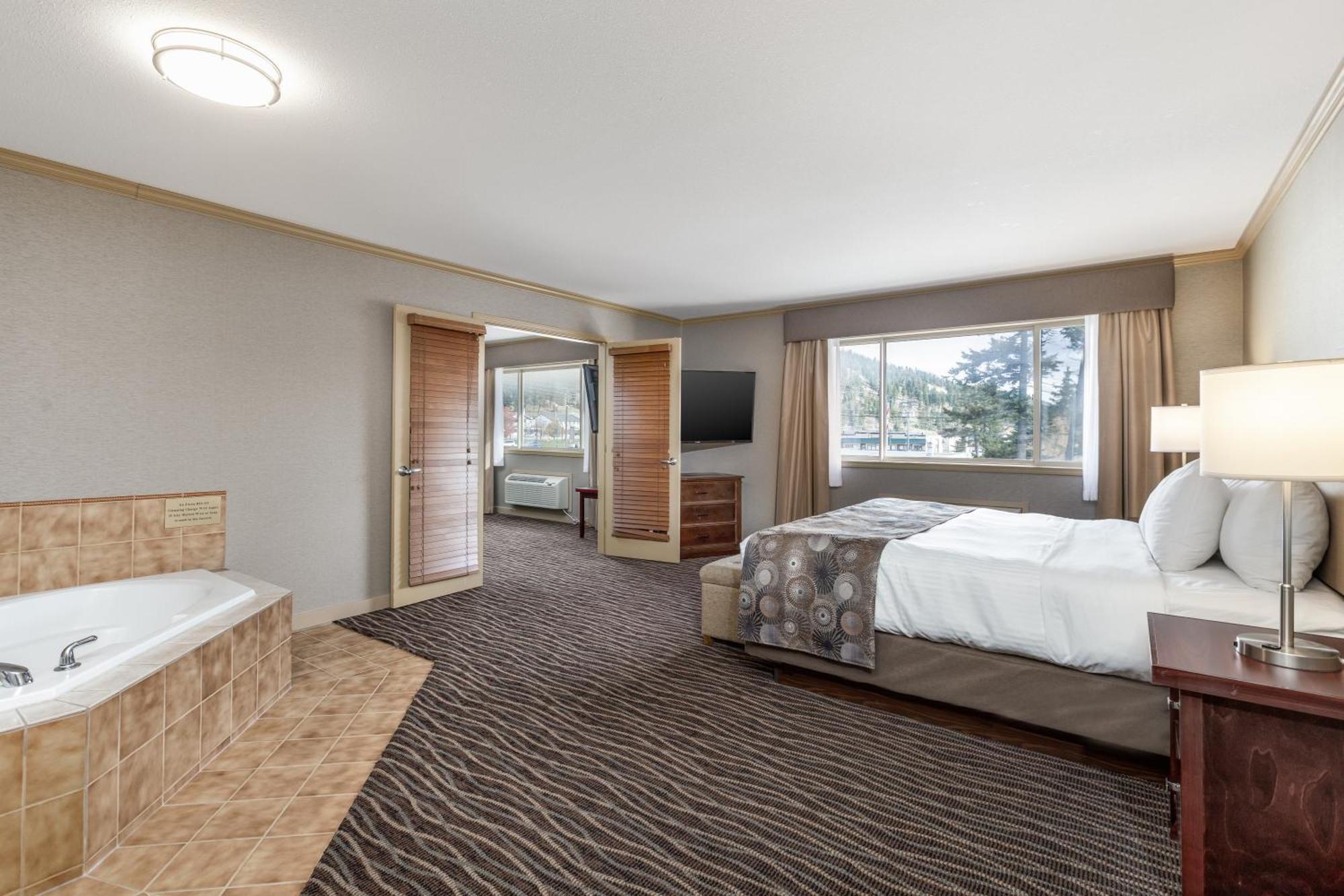 Prestige Radium Hot Springs Resort, Worldhotels Crafted Eksteriør billede